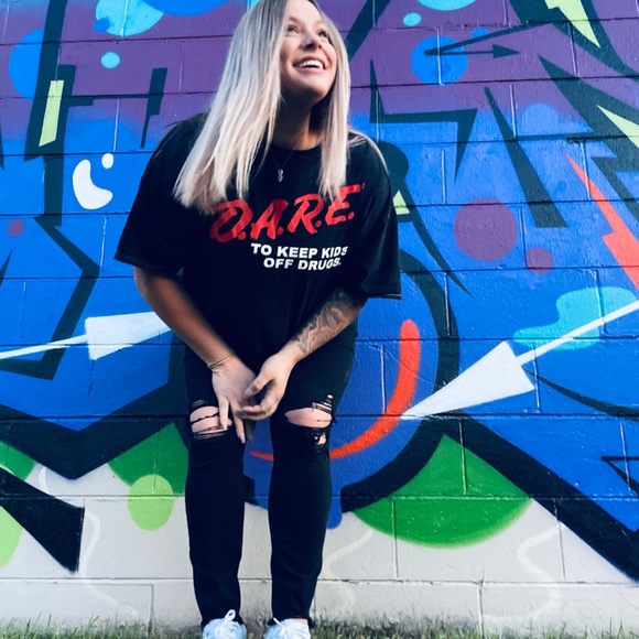 Toni - Picture 16 of 16